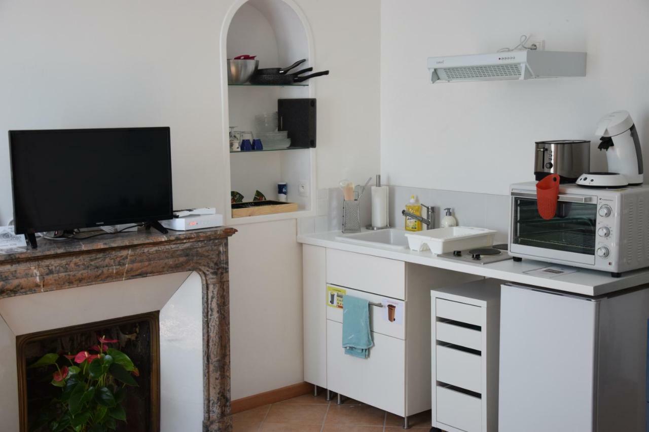 Joli Studio Plein Centre De Milly La Foret Luaran gambar
